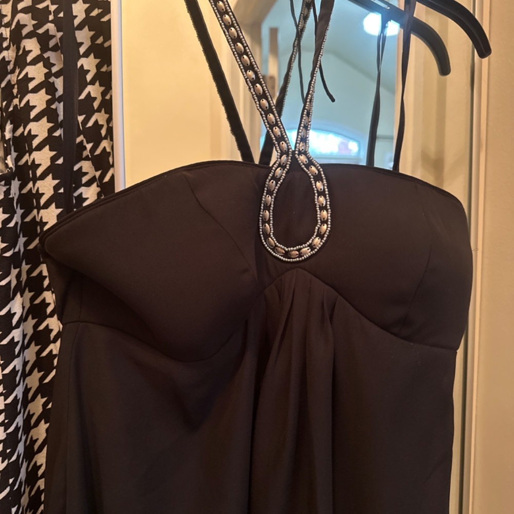 Dress - Picture 2 of 7